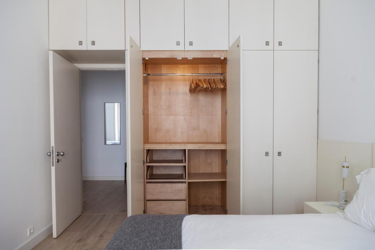Classy 2Bdr Apartment In Downtown By Lovelystay Lisboa Extérieur photo