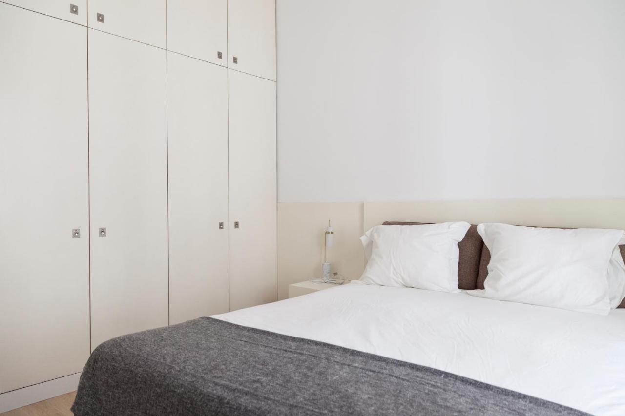 Classy 2Bdr Apartment In Downtown By Lovelystay Lisboa Extérieur photo