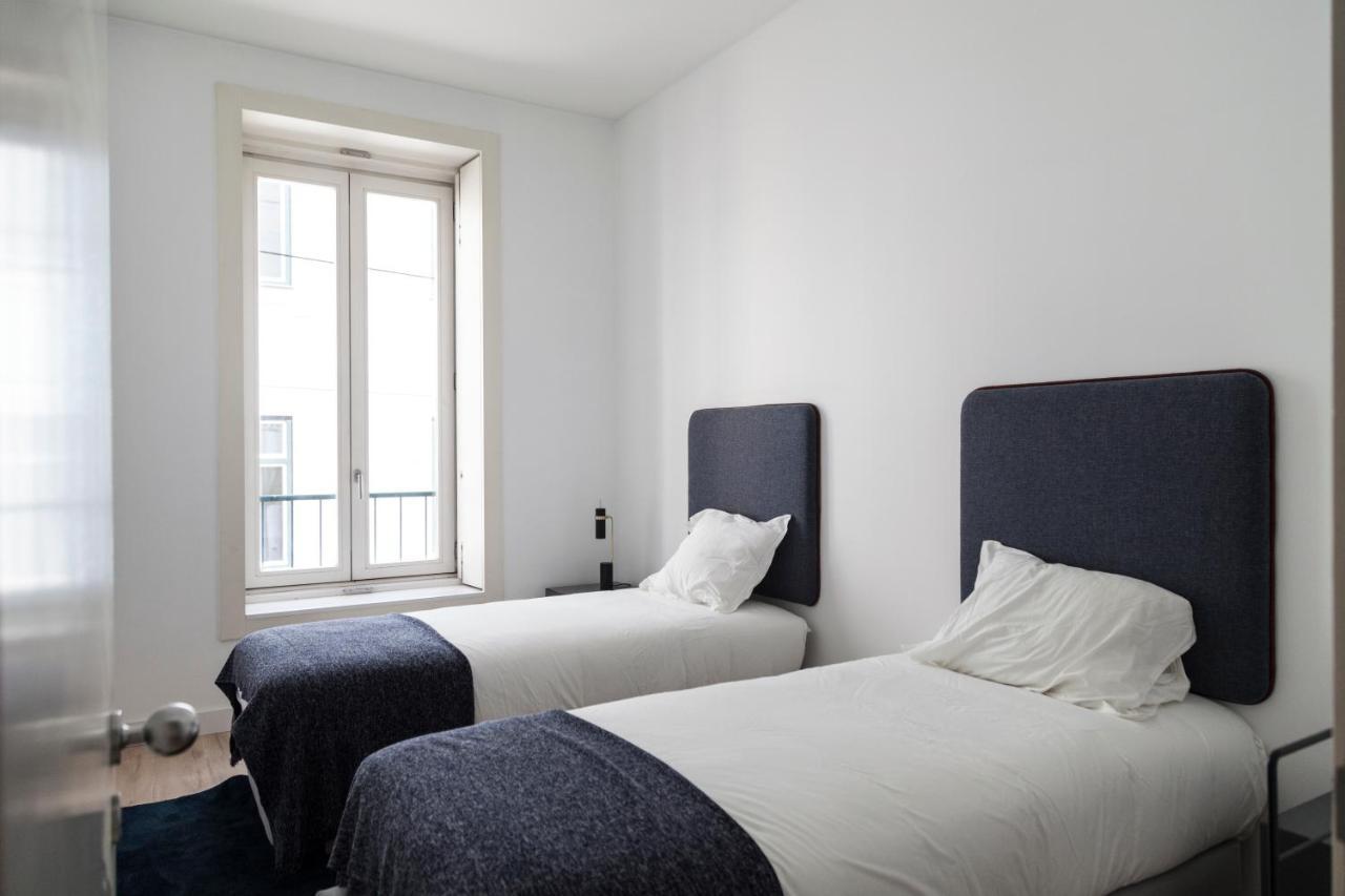 Classy 2Bdr Apartment In Downtown By Lovelystay Lisboa Extérieur photo