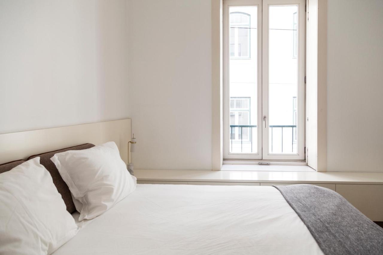 Classy 2Bdr Apartment In Downtown By Lovelystay Lisboa Extérieur photo